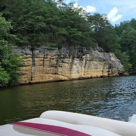 Lake Malone Ky Lake Shore Home Right On Water With Private Boat Dock, A Shore Thing Lewisburg Exterior photo